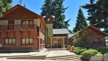 El municipio de Villa La Angostura está en manos del MPN. (Archivo)