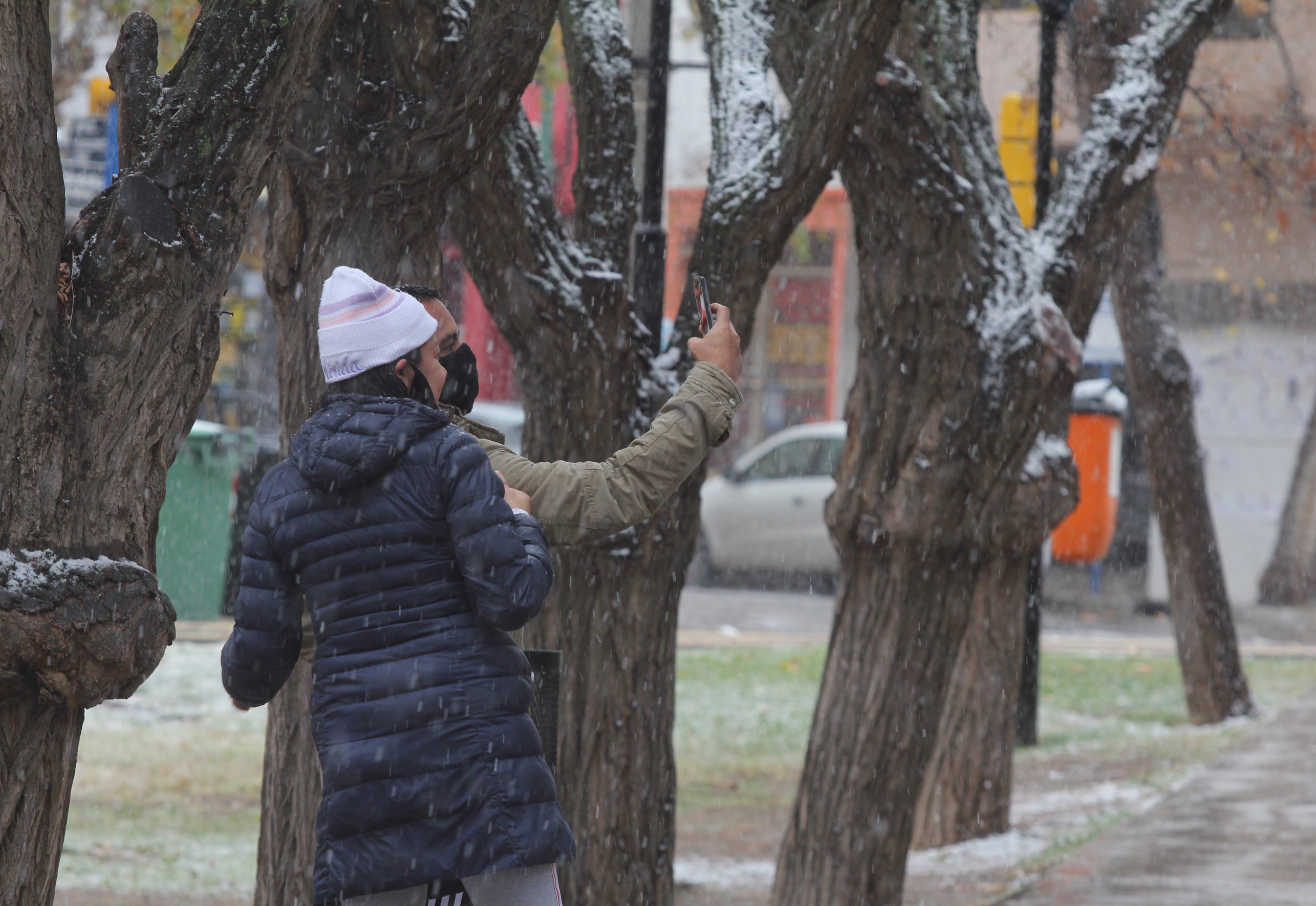 ¿Se viene la selfie con nieve?. Habrá que esperar. Frío se va a sentir seguro. Foto archivo: Oscar Livera