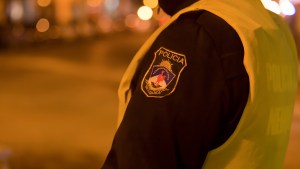 Manejaba alcoholizado junto a un amigo y fueron detenidos en Neuquén