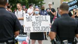 Policías mataron a un joven afroamericano en Estados Unidos