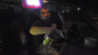 A raíz de los recurrentes robos que padecen los taxistas, hubo reuniones entre representantes del sector, de la policía y un concejal opositor en Roca. Foto Archivo.