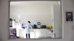 Crisis en laboratorios de Río Negro: por qué se cobrará un plus de $5.000 a afiliados de prepagas