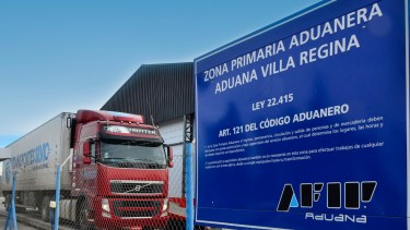 Un profesional tenía que controlar una carga en la Aduna de Regina y fue diagnosticado con covid-19. (Foto Néstor Salas)