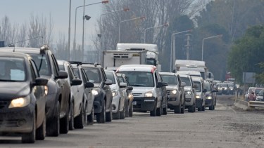 Concejales del PRO presentaron proyecto para agilizar la circulación en el puente Cipolletti-Neuquén. (Foto: Florencia Salto)
