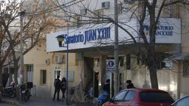 La mujer era de Allen pero estaba internada en un sanatorio privado de Roca. Foto Juan Thomes. 