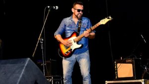 Blues local, con sabor a garaje cipoleño, de la mano de Mario Vidal