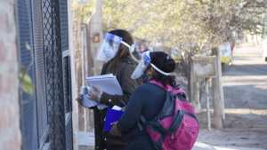 En 29 días crecieron los casos y se triplicó el uso de camas en Neuquén