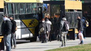 Pondrán más colectivos en horarios pico en Neuquén