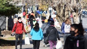 Gutiérrez suspendió las reuniones en Neuquén capital por la suba de casos