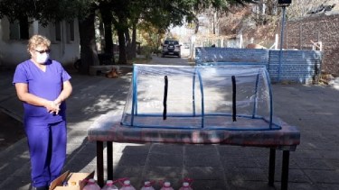 La cámara de aislamiento fue elaborada íntegramente por los internos que cuentan con distintos beneficios en el ex Maruchito. (foto: gentileza)