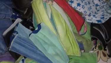 Con retazos de tela Rosa confeccionó más de 1000 barbijos. (foto: gentileza)