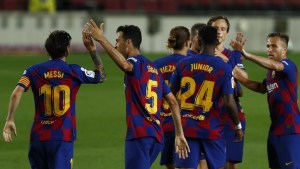 Messi anotó para el Barcelona puntero y quedó a uno de los 700 goles