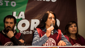 Gobierno promete reintegrar a los choferes despedidos en Bariloche