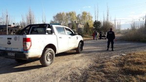 Detuvieron al sospechoso de asesinar a un joven en un barrio rural de Roca