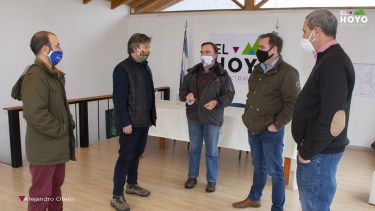 El encuentro de los tres intendentes fue en El Hoyo. Foto: gentileza