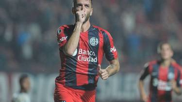 El zaguero convirtió tres goles en su segundo ciclo en el club.