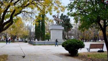 La obra tuvo un ampliación en el plazo de ejecución y no quedó de la mejor manera. Fotos: Marcelo Ochoa.