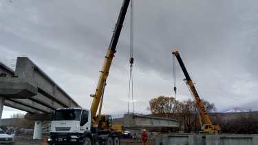 El puente está en un 70% de avance Foto Neuquén Informa