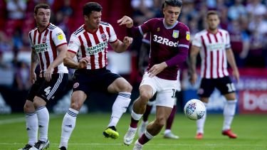 Aston Villa y Sheffield serán los protagonistas en el regreso.