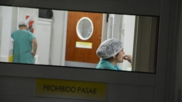 En medio de la pandemia, se robaron antenas de internet del hospital de Roca