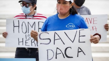 Esta semana varios grupo de jóvenes  habían realizado una protesta en contra de las medidas de Donald Trump. (foto: SHAWN THEW / EFE)
