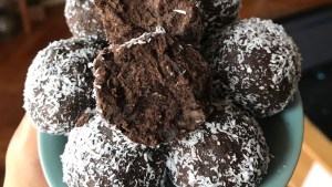 Trufas dulces de porotos negros ¿las probamos?