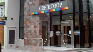 Los empleados municipales cobrarán la próxima semana el sueldo de junio. Foto: Marcelo Ochoa.