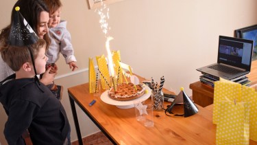 Los zoomples son una tendencia que, por un tiempo, convivirá con los festejos que permite el distanciamiento social. (Foto: Florencia Salto)