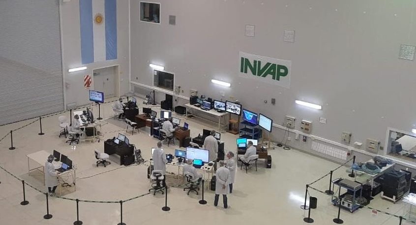 El "cuarto limpio" de Invap es la fábrica de satélites de la empresa. (Foto: Archivo)