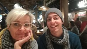 ¿Qué no te puede faltar  en esta cuarentena? Contesta Cecilia Lizarraga