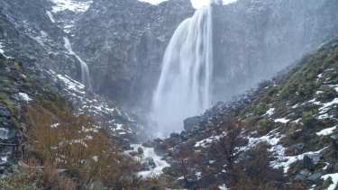 Cascada La Fragua, maravilla del norte neuquino a 4 km de Manzano Amargo. Foto: Martín Muñoz