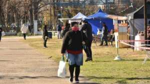 Los feriantes de Plottier volvieron a instalar sus puestos