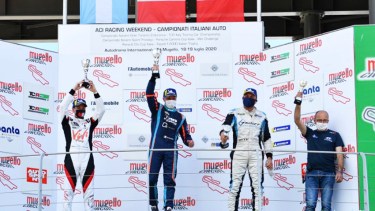 Franco Girolami subió al podio en el TCR Italia