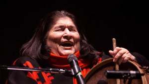 Mercedes Sosa: cumpleaños con el peso de su voz en busca del Día de la Cantora Nacional