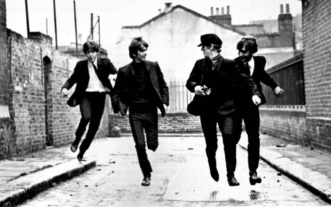 Los Beatles regresaron a Inglaterra justo para la edición de "A hard day's night", su tercer álbum.