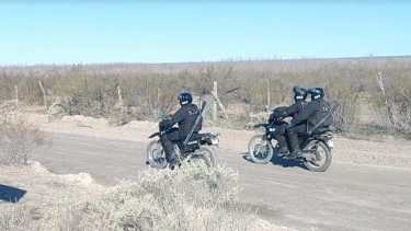 Se realizan rastrillajes por la zona de bardas norte para dar con el evadido. (Foto gentileza)