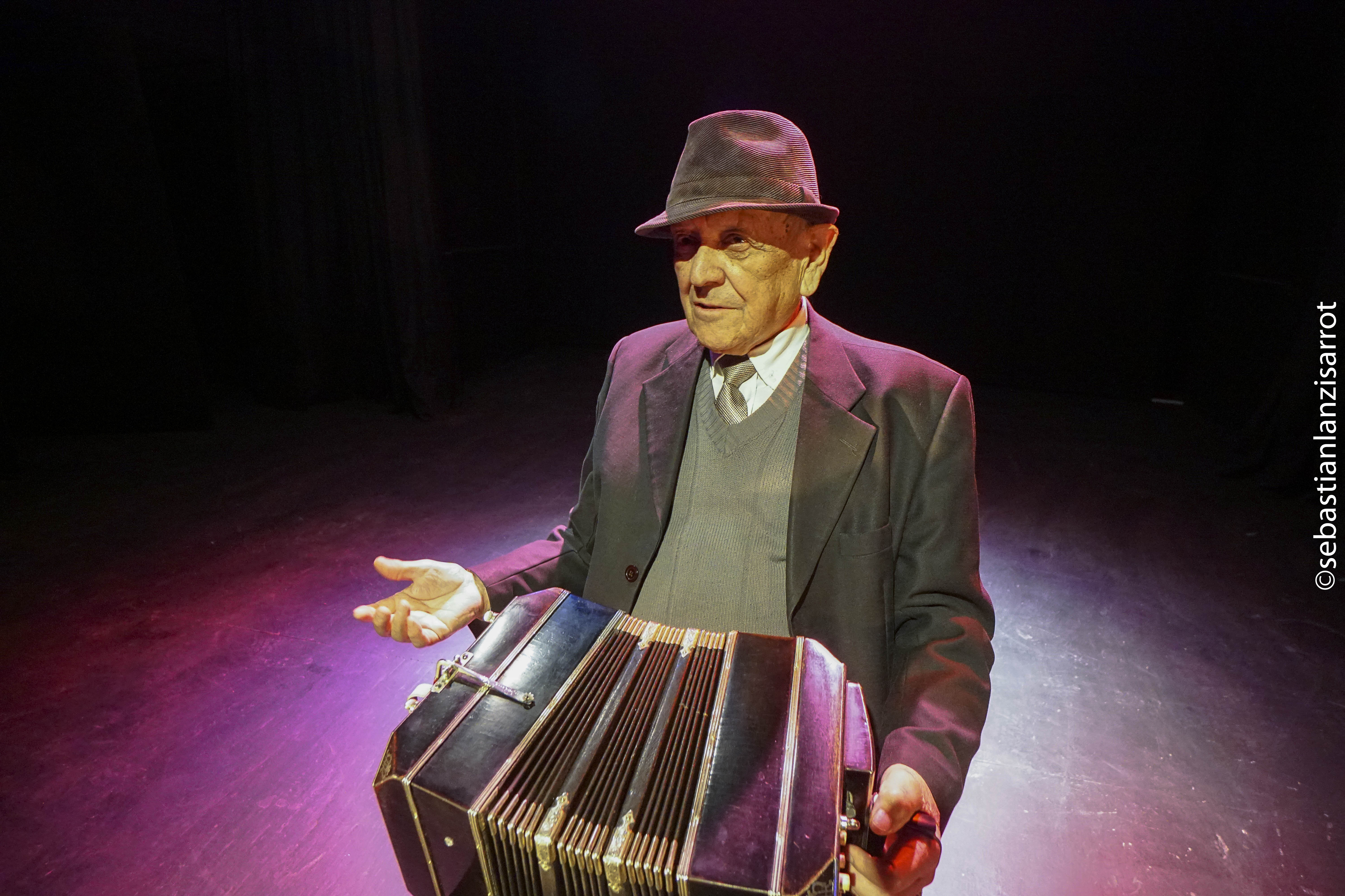 Con 82 años, Rubén Hidalgo presenta su primer disco. Foto: gentileza