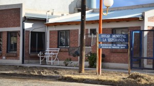 Dieron resultado negativo los hisopados a adultos del Hogar La Esperanza