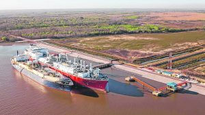 Argentina importa más buques GNL que el año pasado