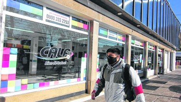 Las facturas en papel podrían desaparecer en el corto plazo. Foto: Oscar Livera