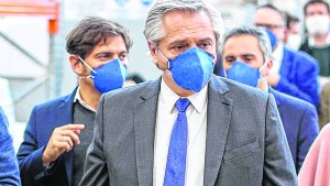 Fernández afirmó que ante el derrumbe del petróleo no se pueda confiar en las reservas de Vaca Muerta