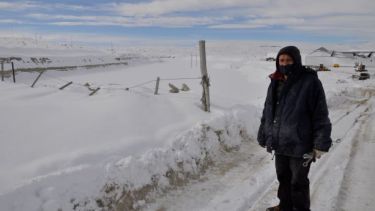 Entre el lunes y el martes, en la zona se acumularon unos 50 centímetros de nieve. (Foto: José Mellado)