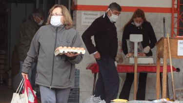 Los empresarios pidieron que el uso opcional de barbijos se extienda a los comercios de Neuquén. (Archivo Oscar Livera).-