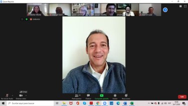 El encuentro se realizó a través de la plataforma de internet. (Marita Villone)