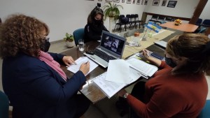 Empleados de una clínica de Cutral Co fueron respaldados por concejales