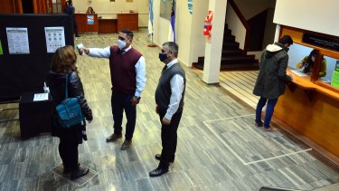 Los legislativos cobrarán con el límite de 30.000 pesos. Foto: Marcelo Ochoa.