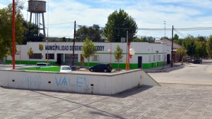 Ampliaron los horarios de atención en comercios de Godoy