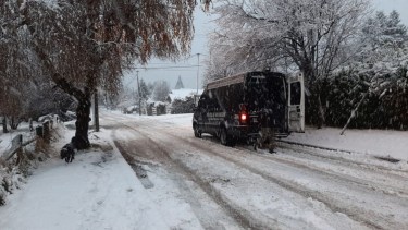 El grupo COER también patrulla los barrios del oeste de Bariloche. Gentileza