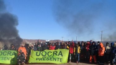 Uocra aseguró que levantó los cortes en Rincón de los Sauces porque llegó a un acuerdo con YPF. (Gentileza).-