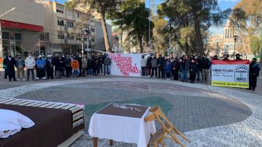 Los prestadores turísticos realizaron una intervención en el centro de la capital. Foto: gentileza.